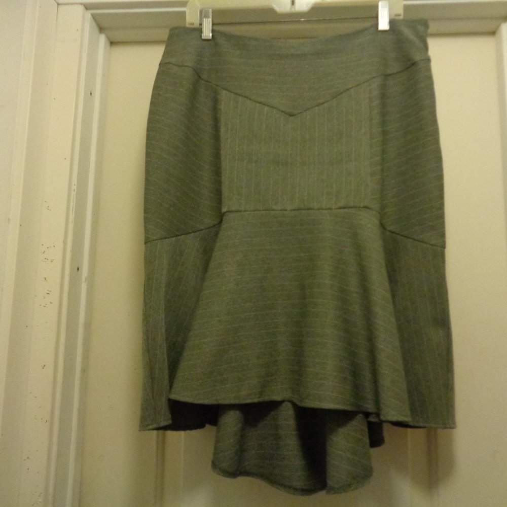 BOHO CHIC OFFICE SIREN apostrophe GREY W TINY BEIGE STRIPES  HI LOW SKIRT 14